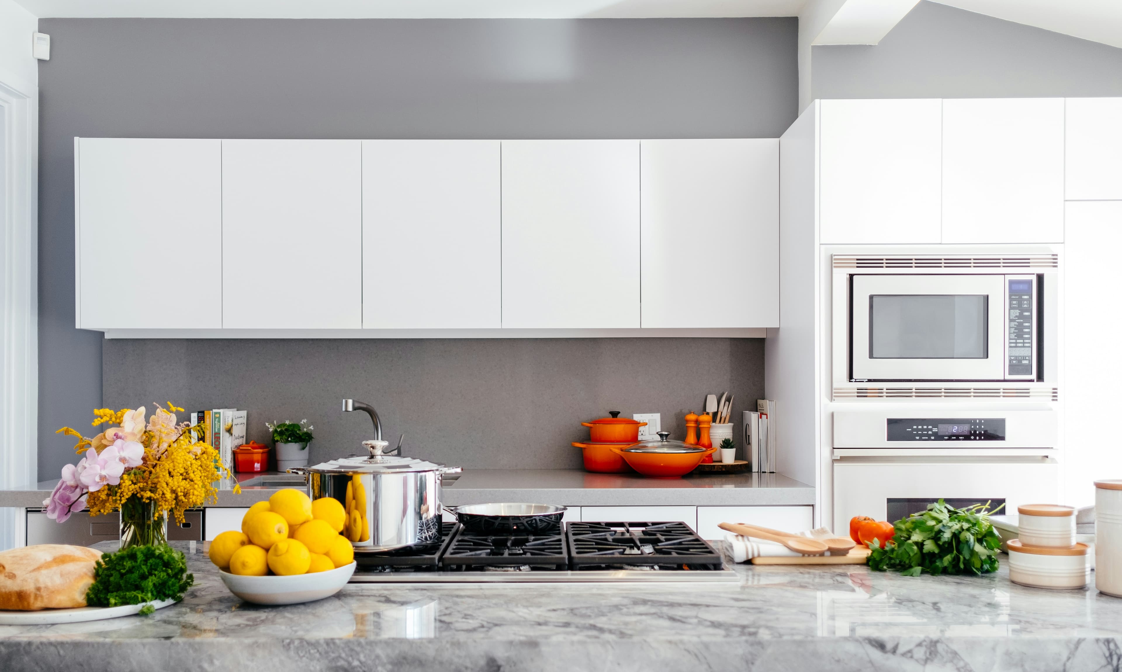 Clean & Bright Kitchen sesudah ditata