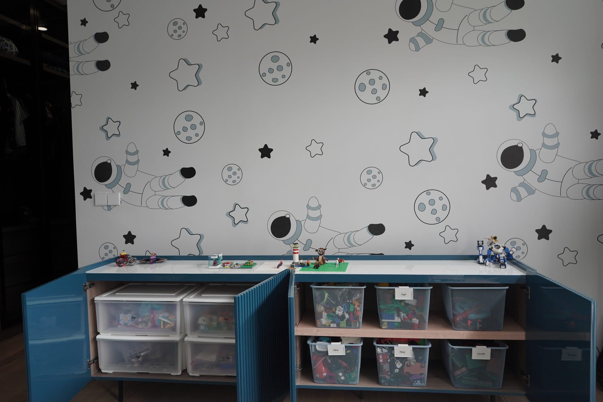 Kamar anak tertata 9