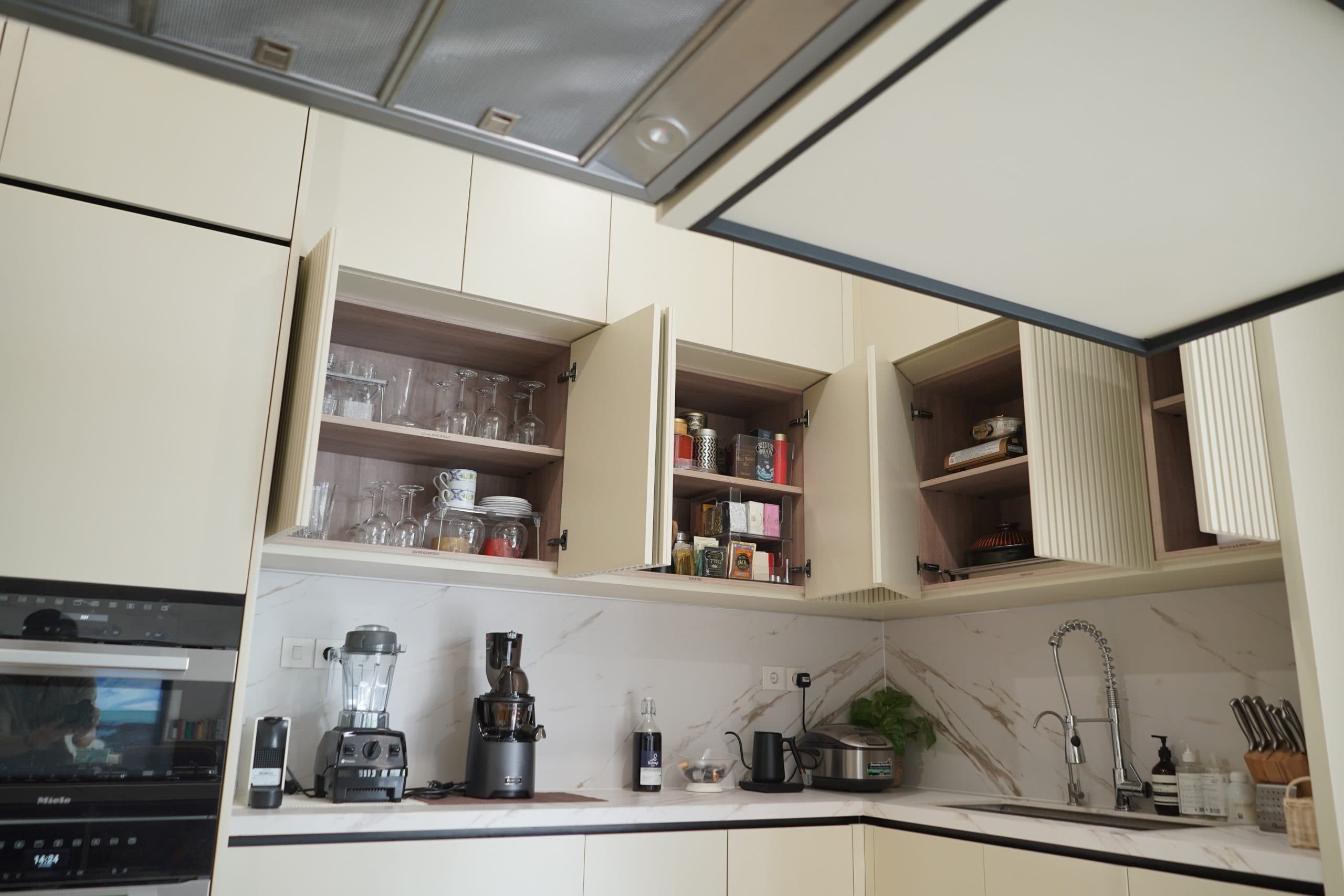 Dapur & pantry tertata 7