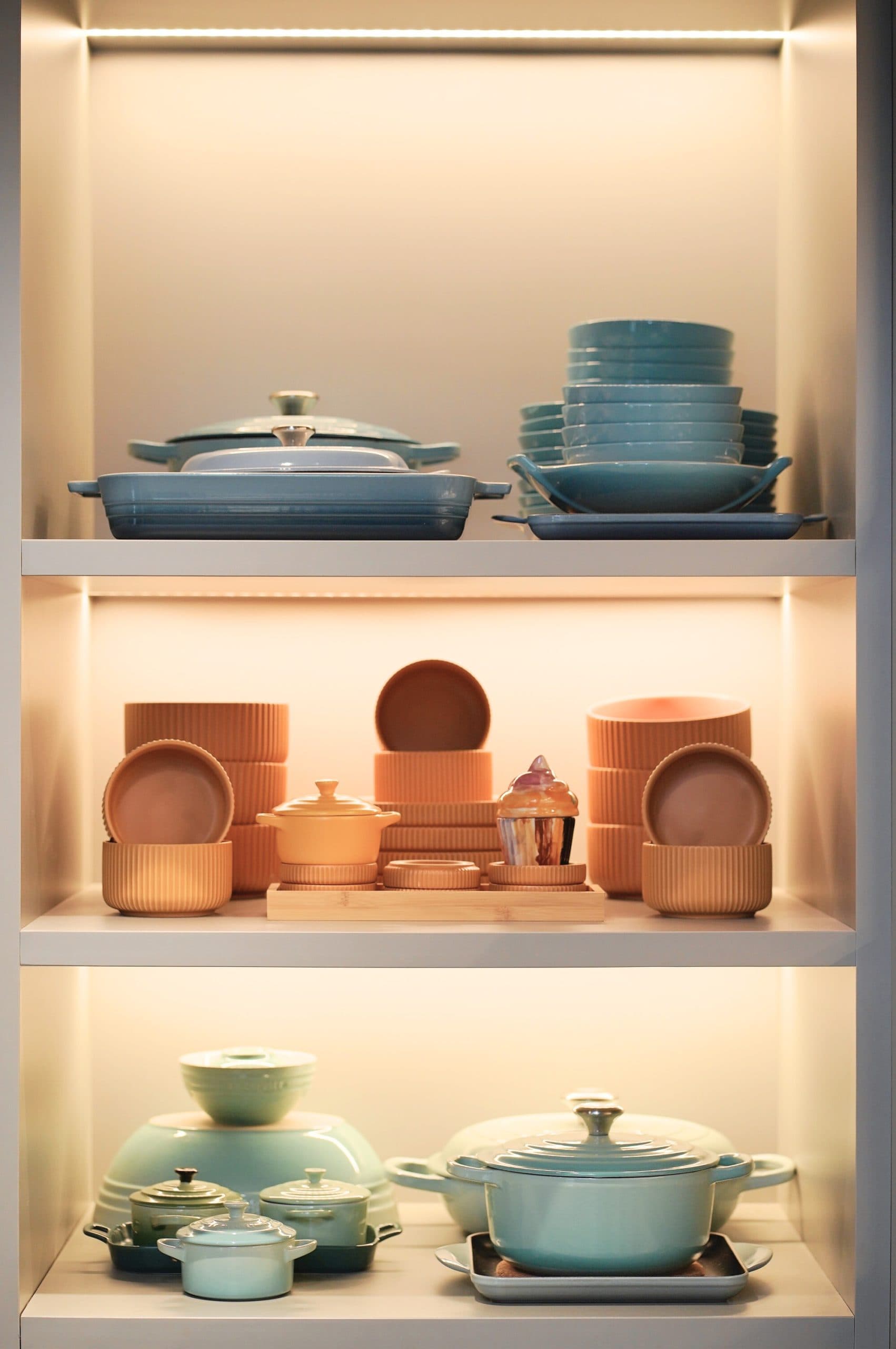 Dapur & pantry tertata 17